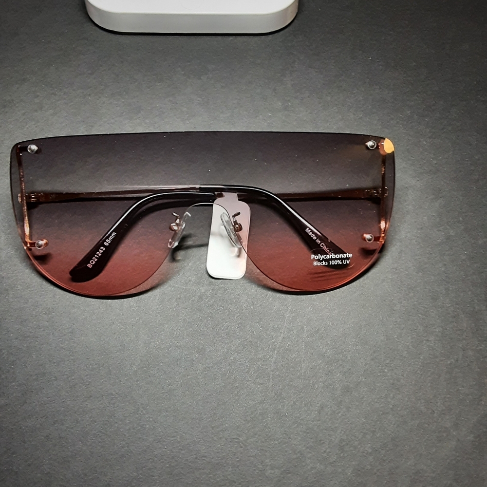 Stylish Gradient Sunglasses